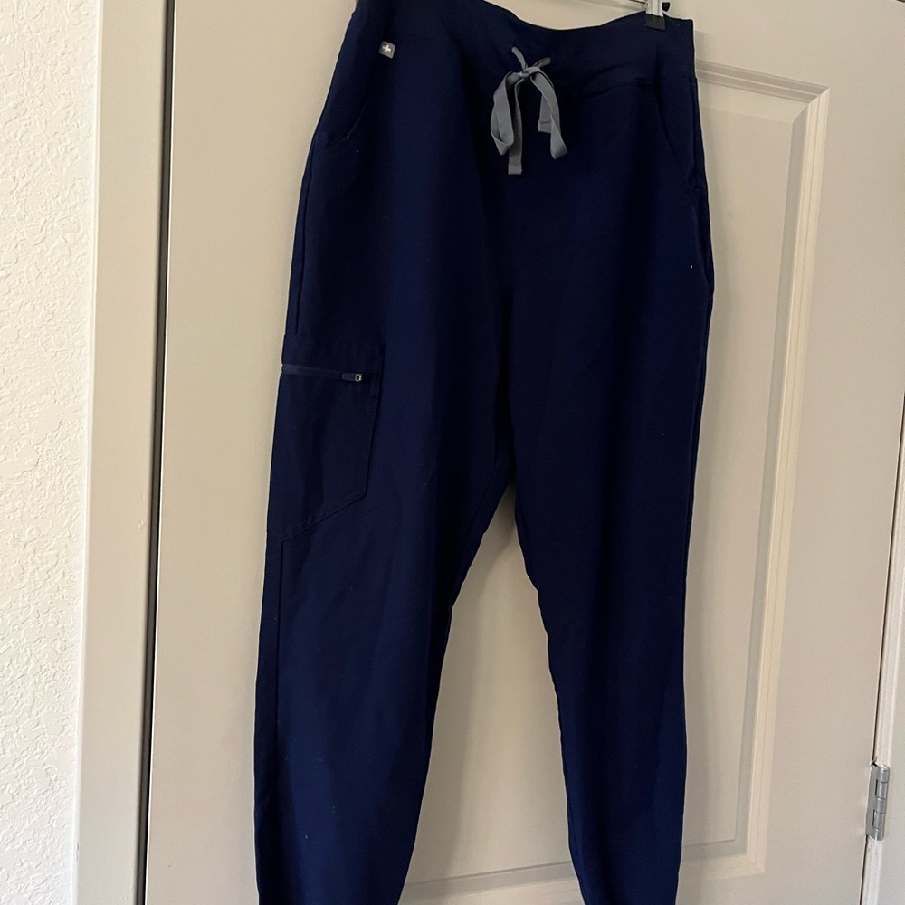 Women’s Figs Jogger Scrubs